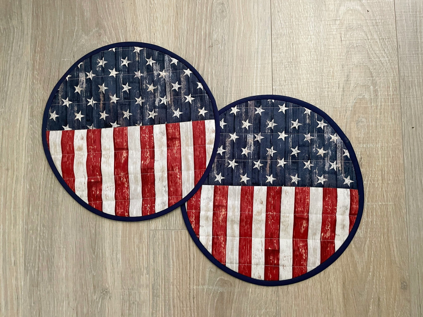 American Flag Quilted Hot Pad Gift Set of 2, Patriotic Red, White, and Blue Handmade Potholders for Kitchen Decor