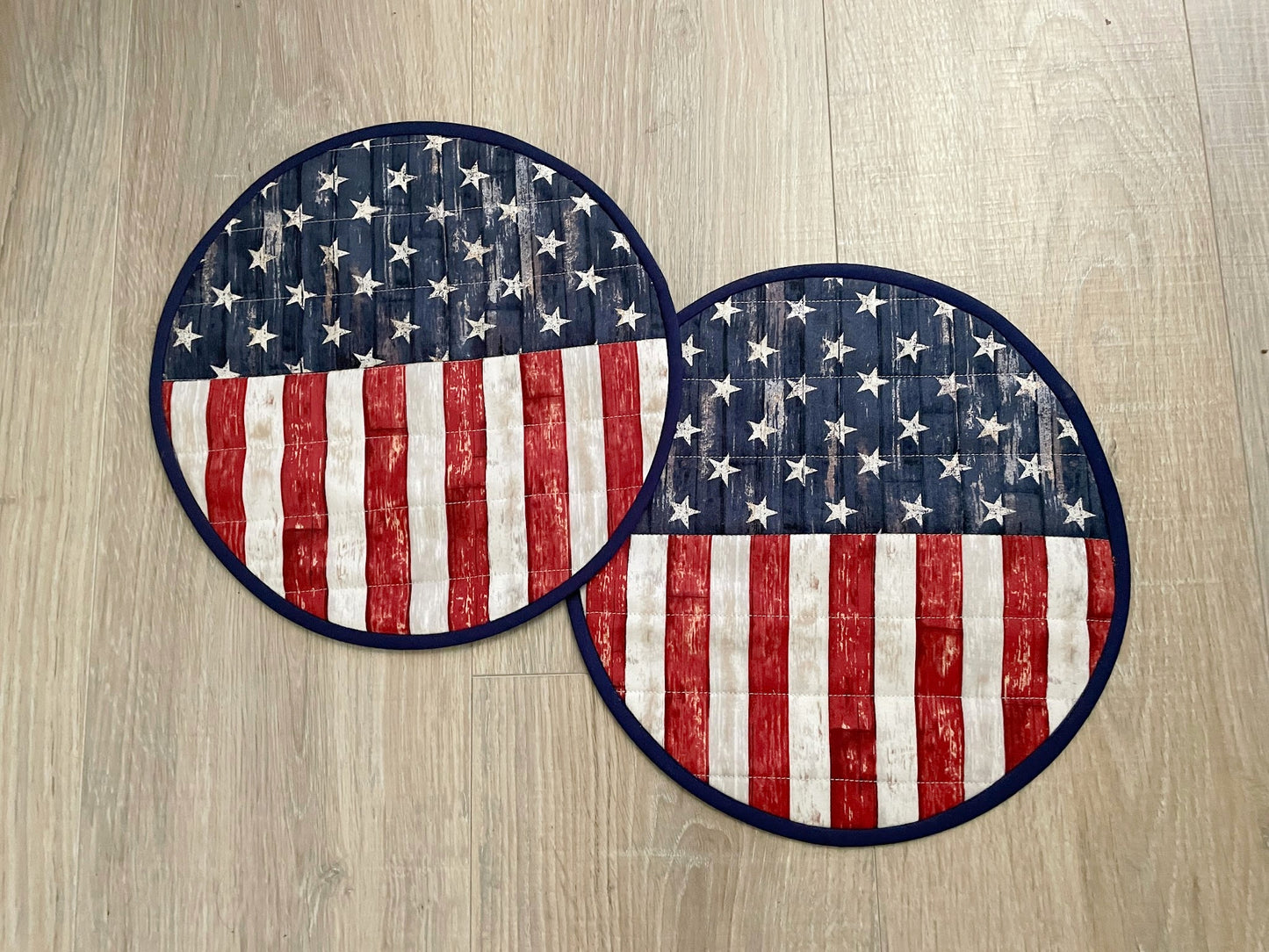 American Flag Quilted Hot Pad Gift Set of 2, Patriotic Red, White, and Blue Handmade Potholders for Kitchen Decor