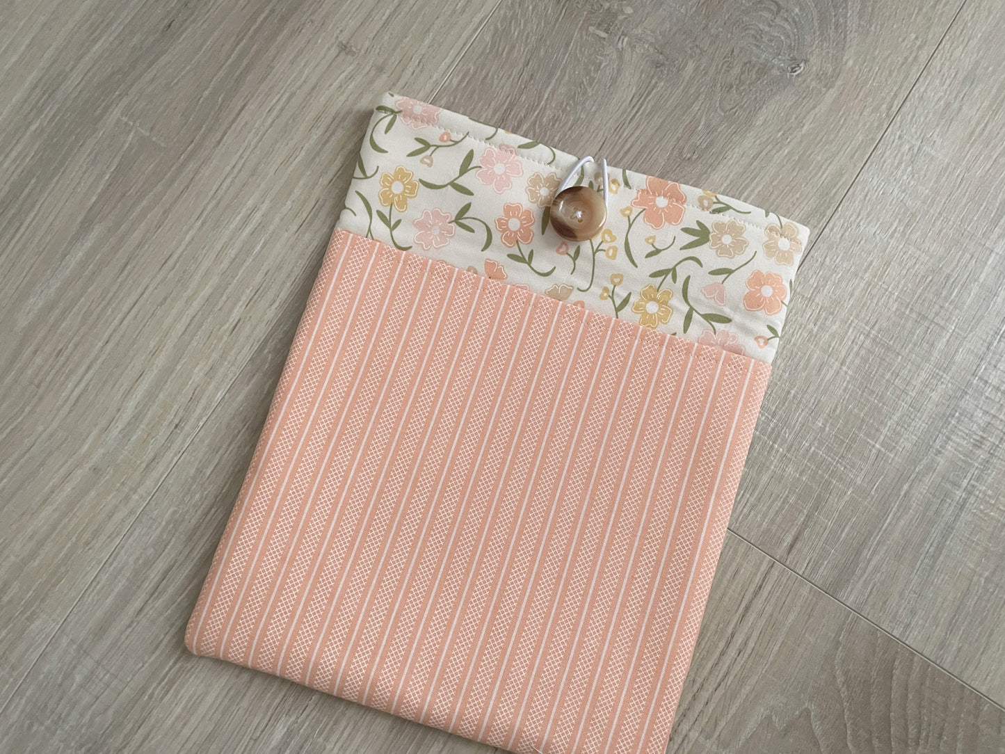 Padded Large Book / E-Reader Sleeve with Button Closure and Pocket
