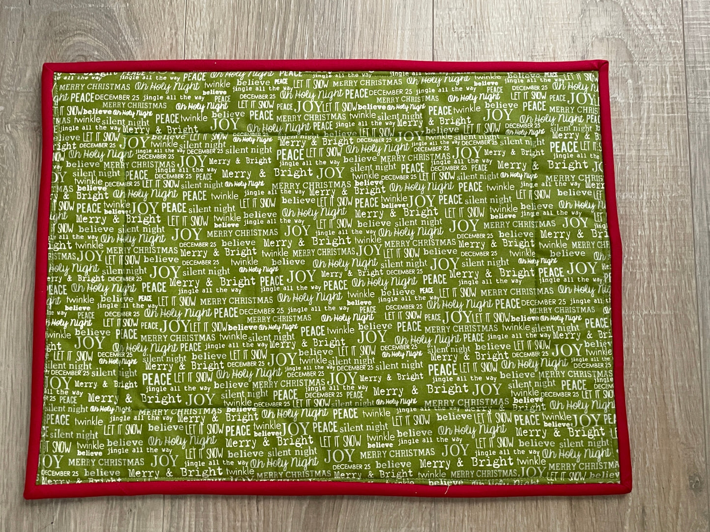 Quilted Christmas Large Casserole Hot Pad, Merry Christmas