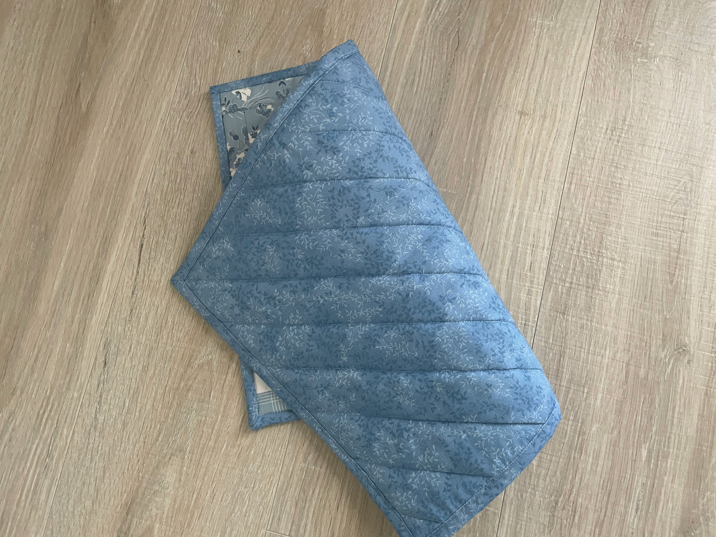 Handmade Casserole Hot Pad, Quilted Floral Kitchen Decor, Oversized Kitchen Potholder, Blue and White Table Topper