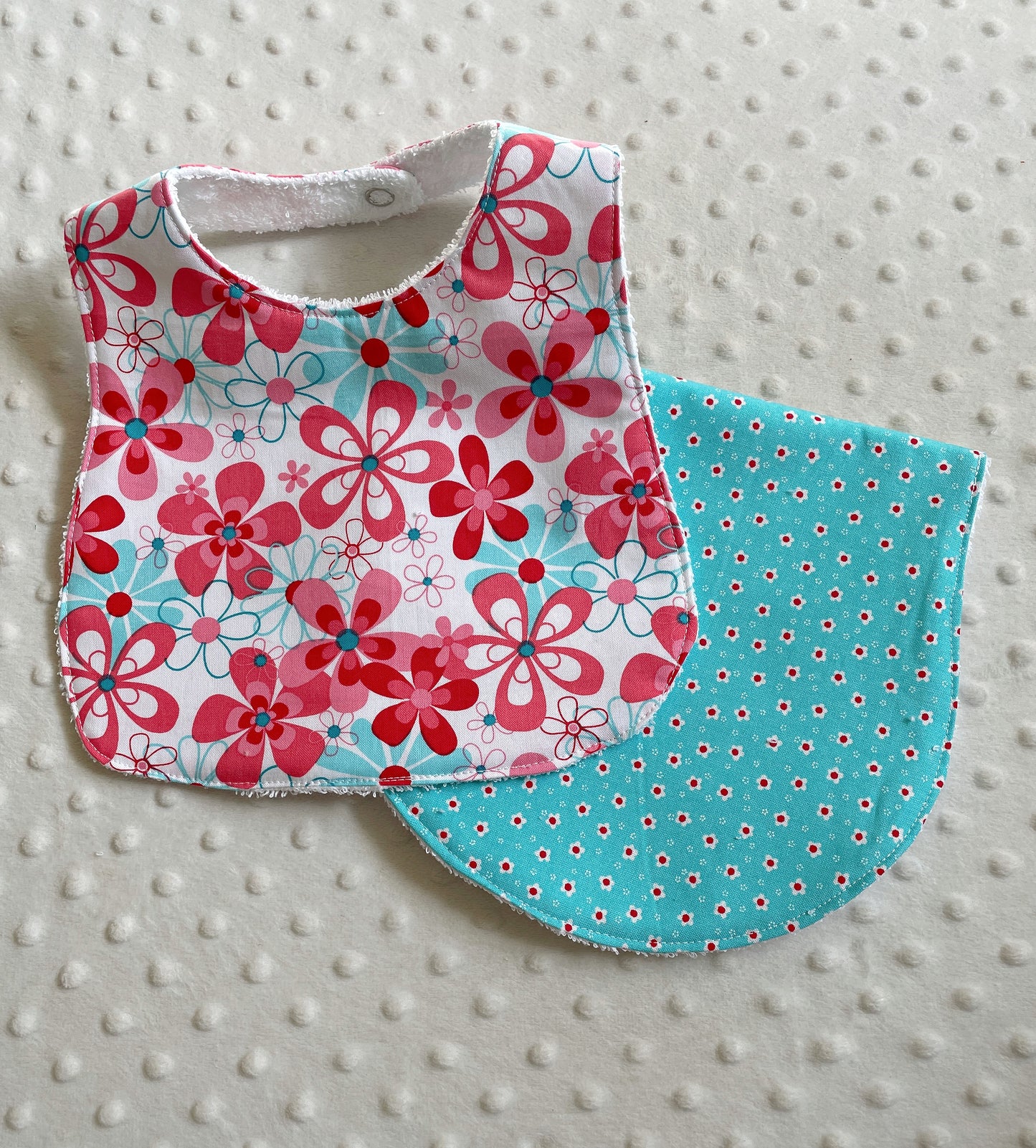 Baby Girl Bib and Burp Cloth Gift Set in Aqua Red Retro Florals - Handmade Baby Shower Gift