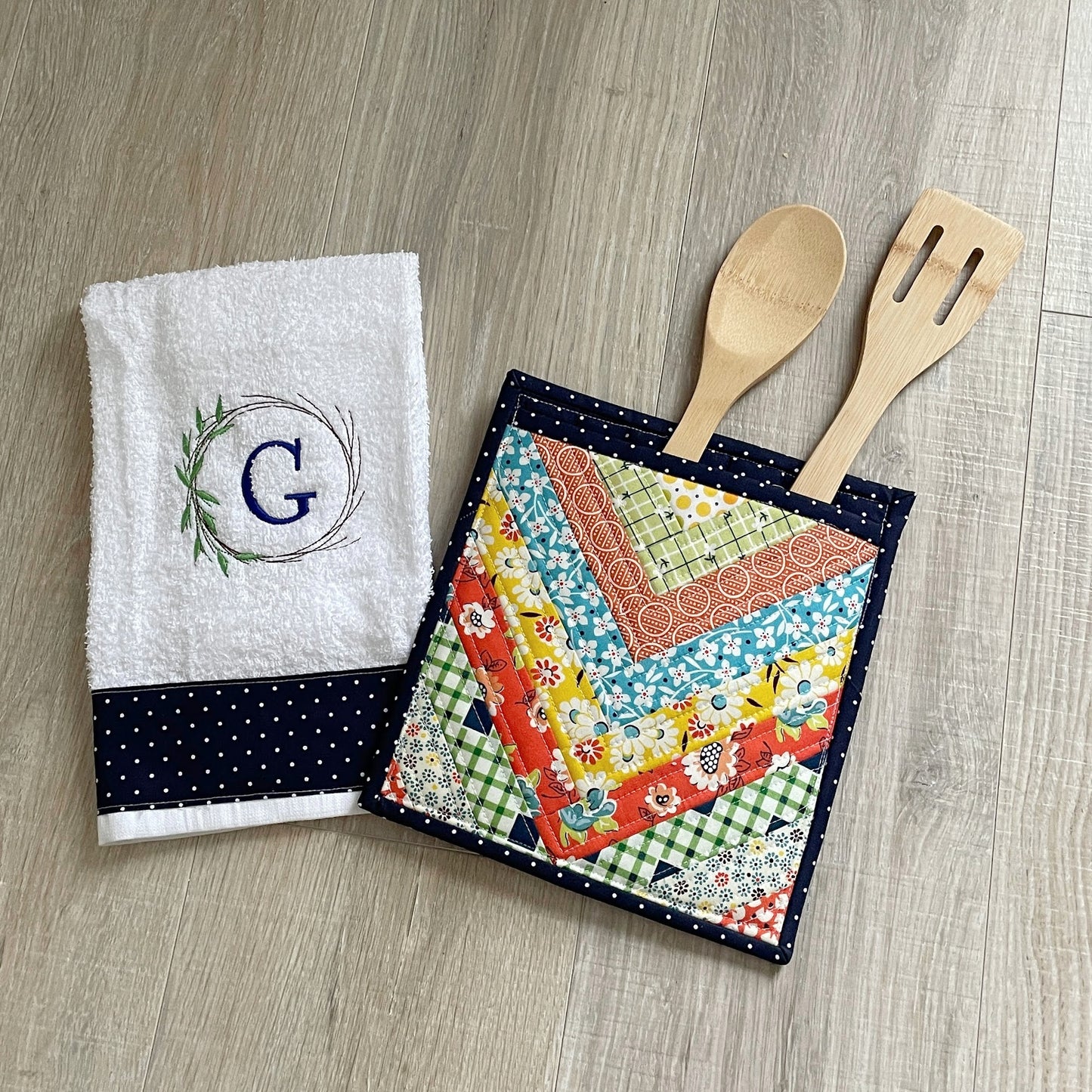 Personalized Wreath Kitchen Towel and Quilted Potholder Gift Set