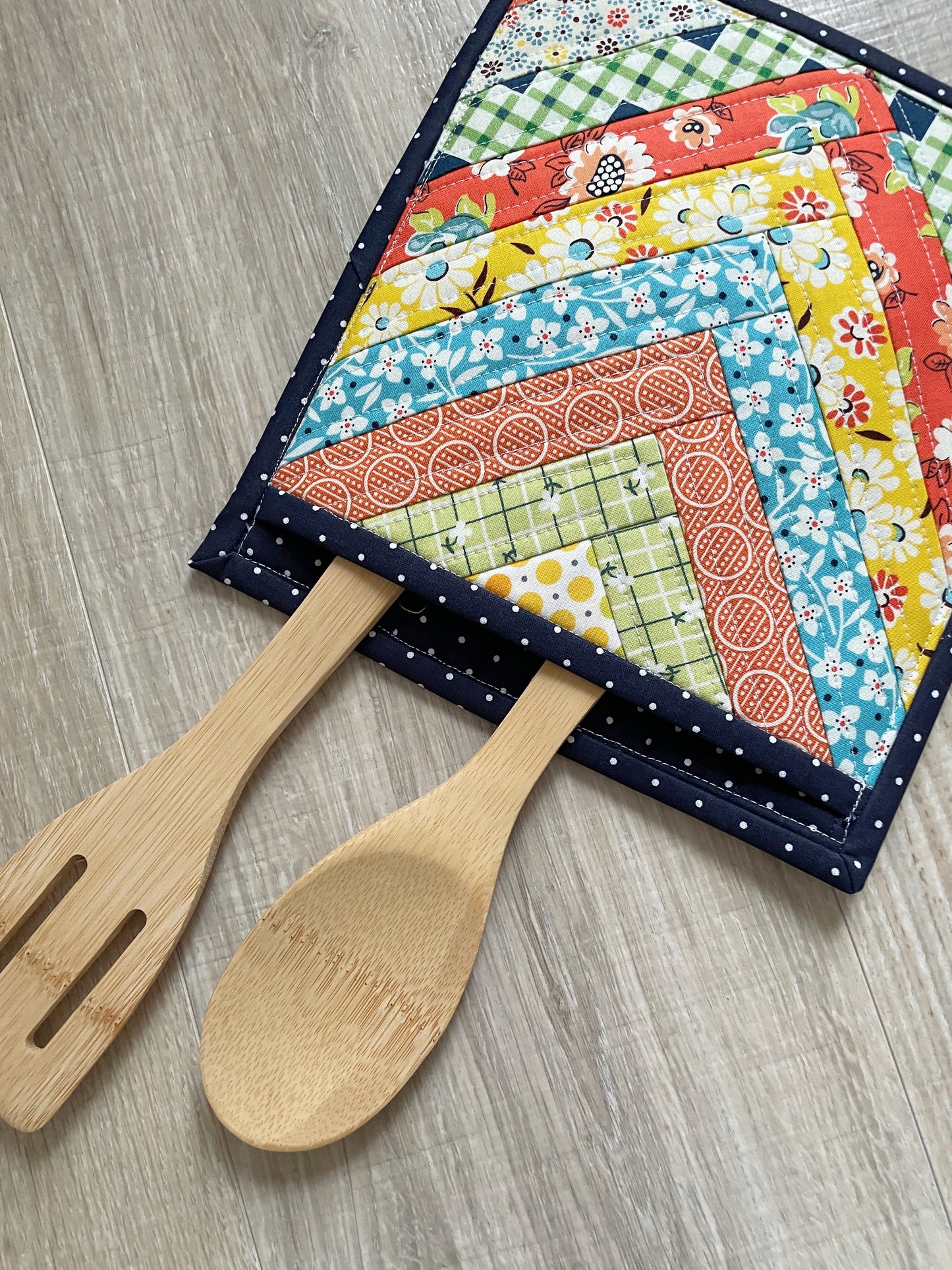 Personalized Wreath Kitchen Towel and Quilted Potholder Gift Set