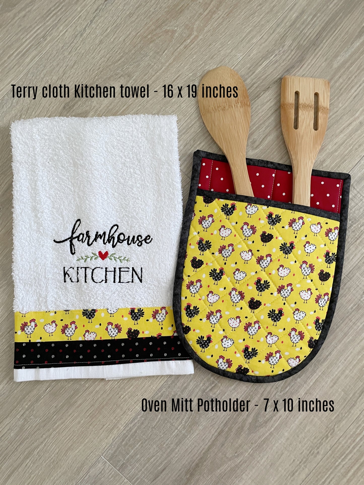 Farmhouse Chicken Kitchen Set - Towel & Pocket Potholder