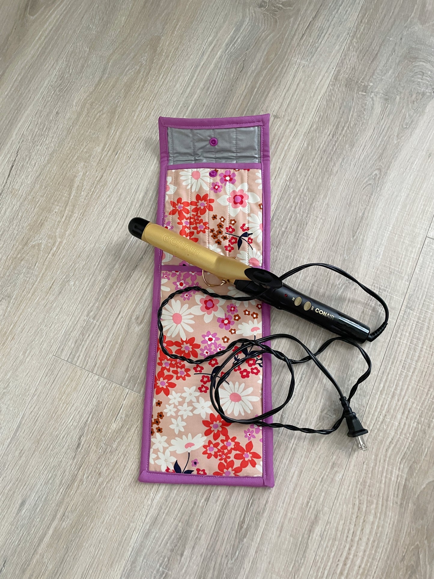 Handmade Flat Iron or Curling Iron Holder, White Daisies on Pink