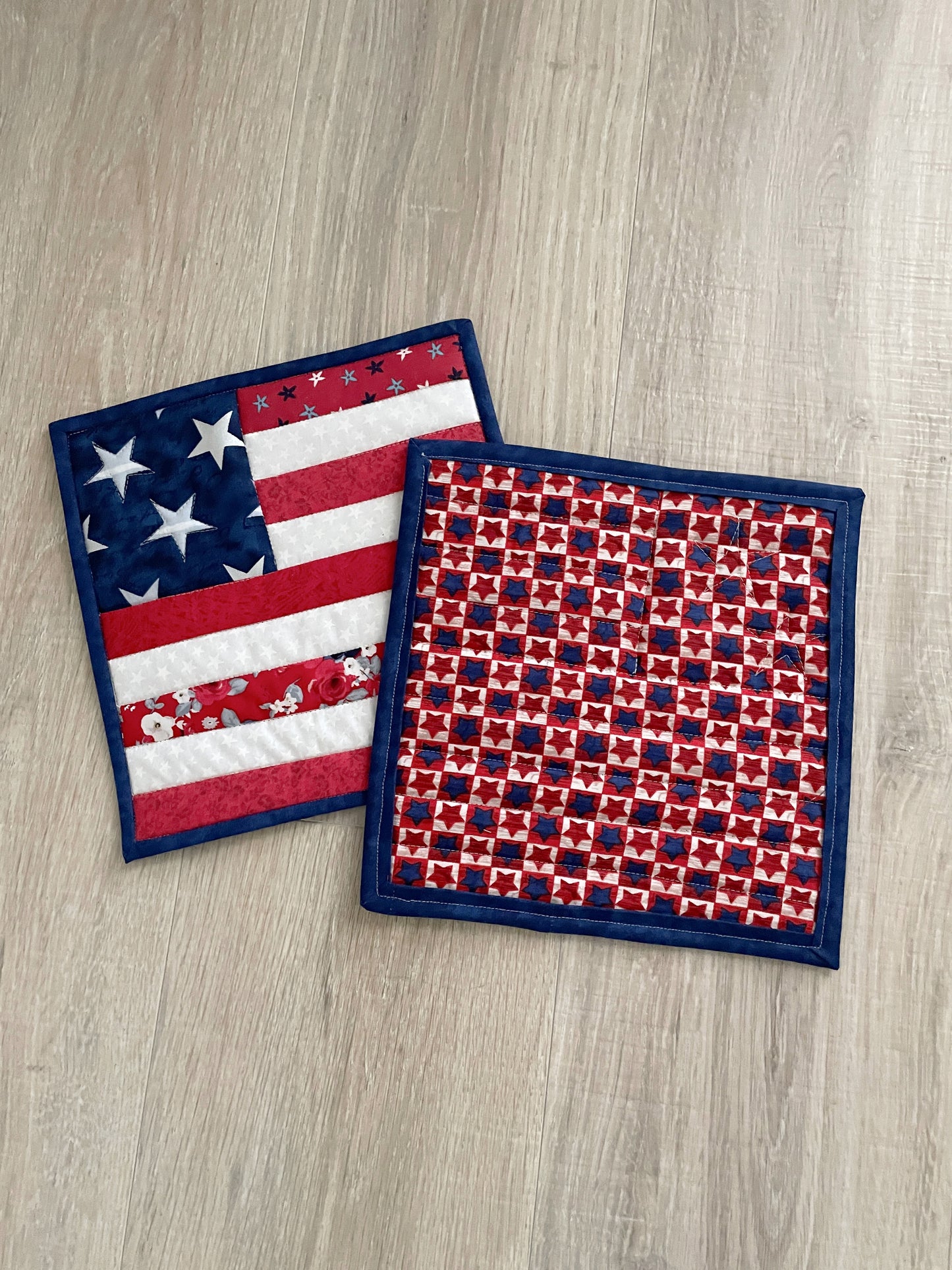 American Flag Quilted Hot Pad Gift Set of 2, Patriotic Red, White, and Blue Handmade Potholders for Kitchen Decor