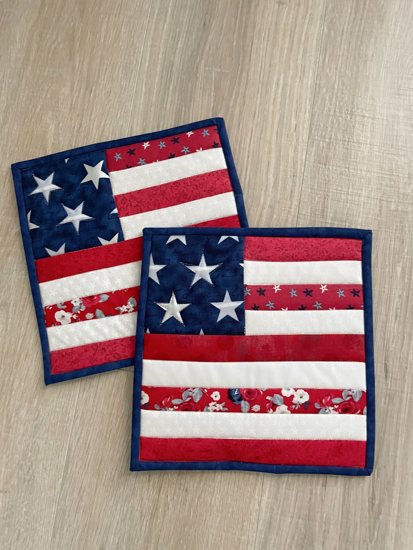 American Flag Quilted Hot Pad Gift Set of 2, Patriotic Red, White, and Blue Handmade Potholders for Kitchen Decor