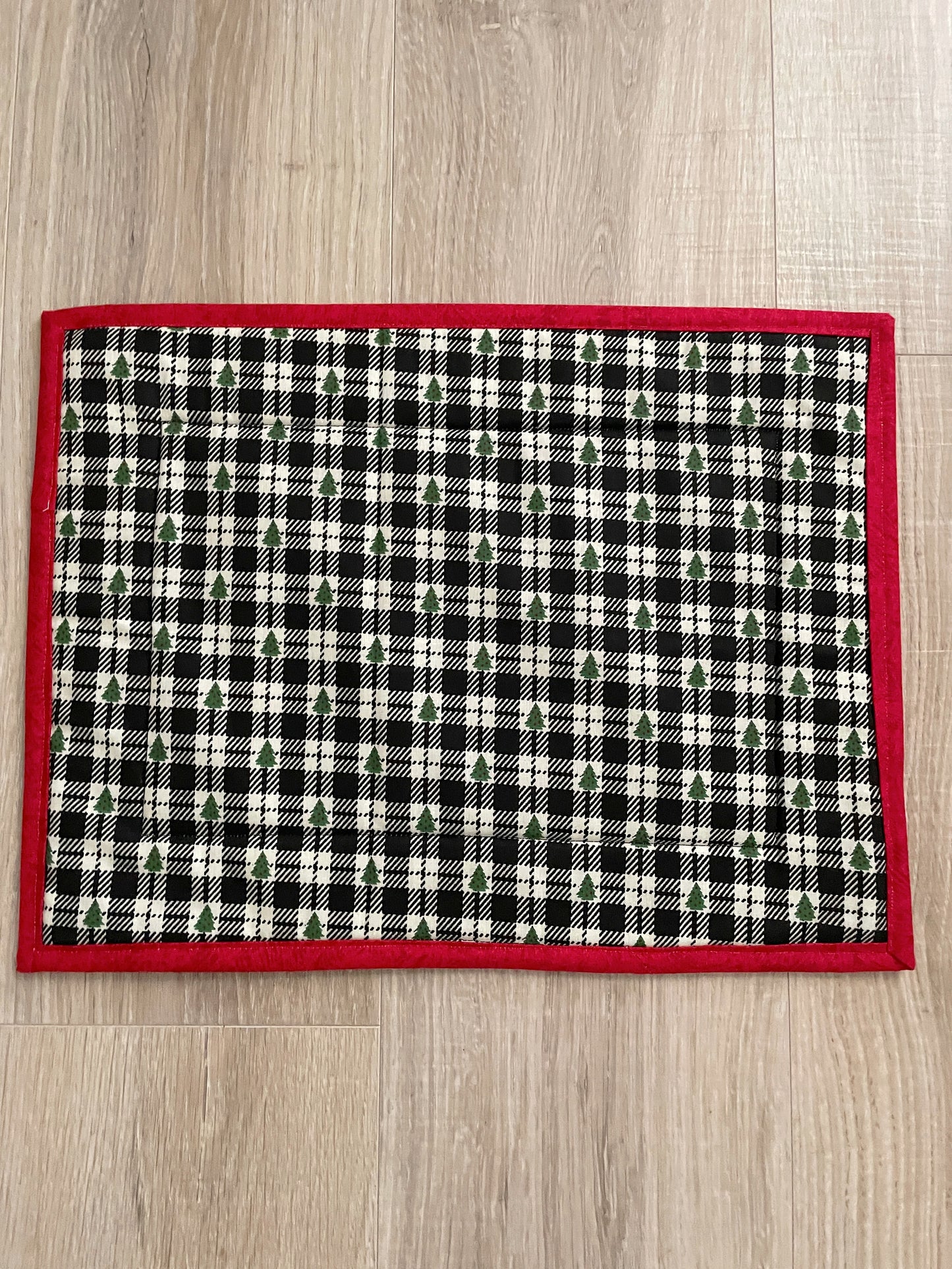 Quilted Christmas Large Casserole Hot Pad, Joy to the World