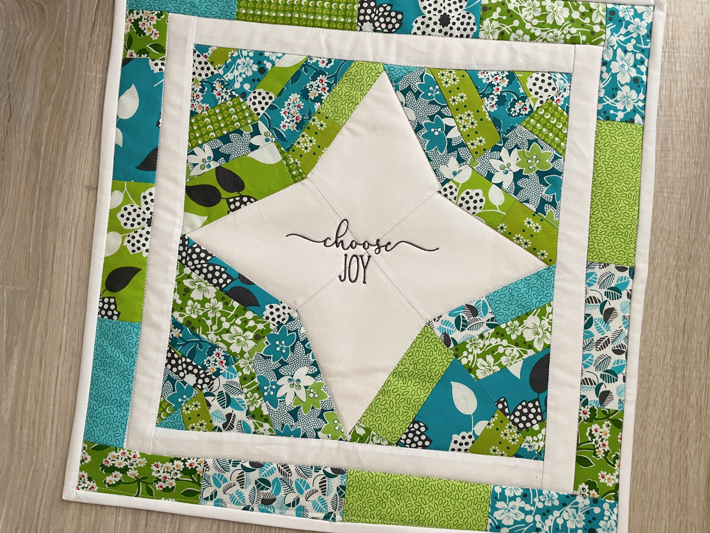 Quilted Table Topper, Summer Vintage Star Wall Art