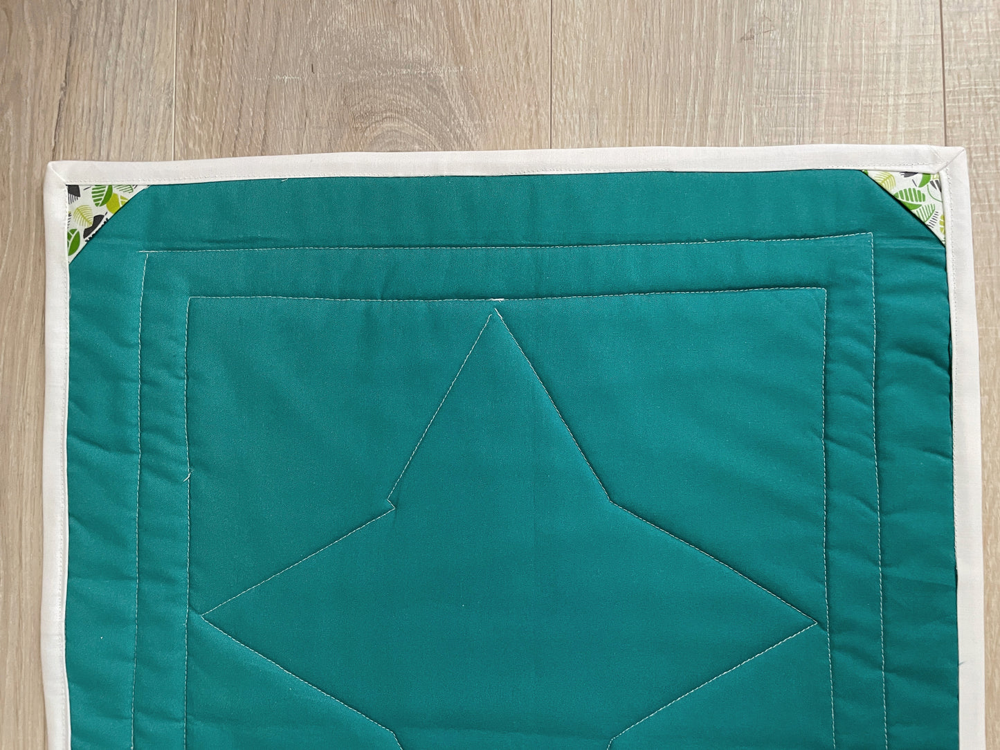 Quilted Table Topper, Summer Vintage Star Wall Art