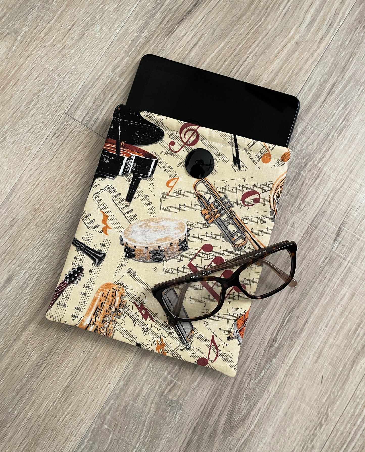 Musical Instrument Book Sleeve: Quilted Cotton Cover with Button Closure