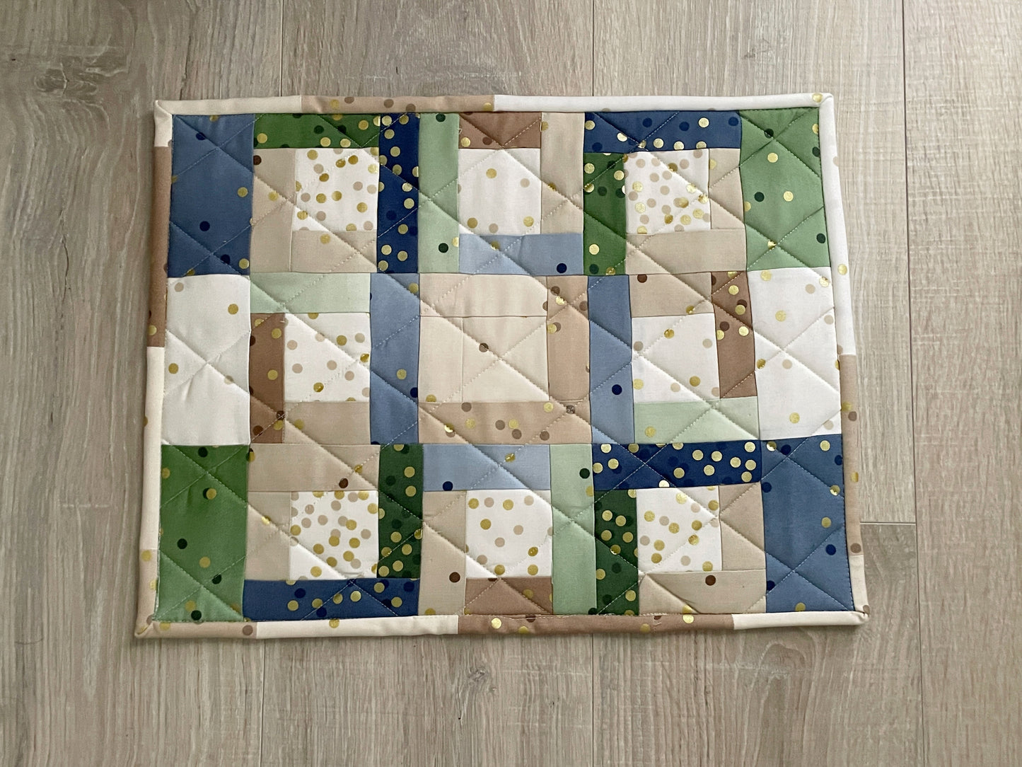 Patchwork Casserole Hot Pad: Quilted Cotton Trivet, Neutral Kitchen Decor