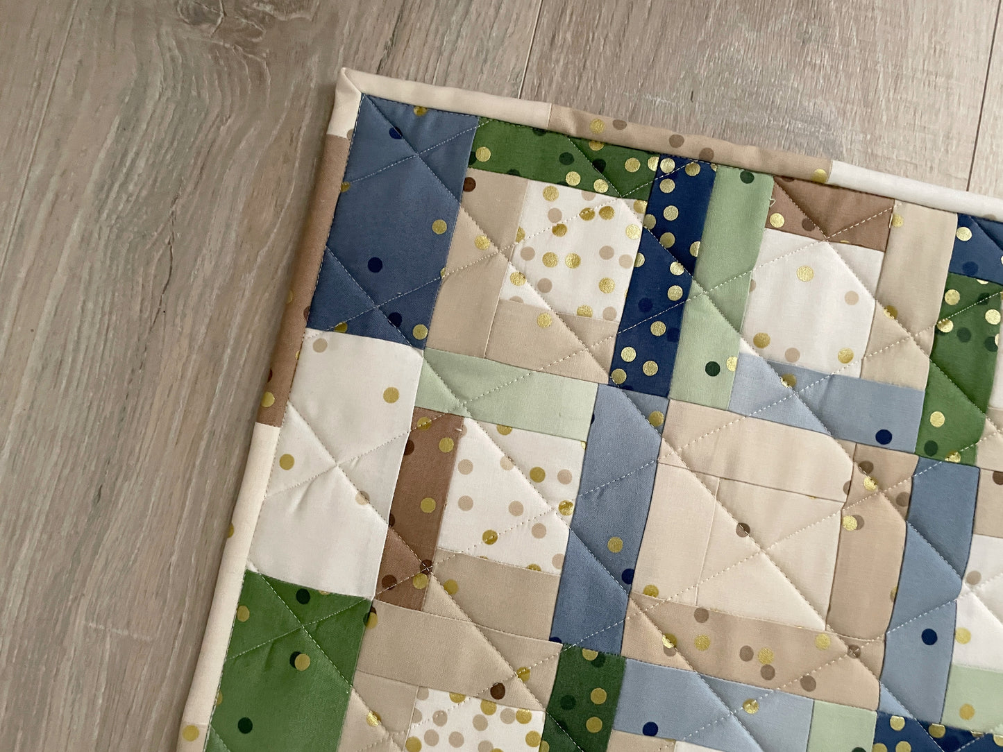 Patchwork Casserole Hot Pad: Quilted Cotton Trivet, Neutral Kitchen Decor