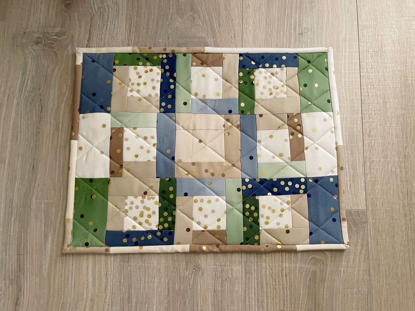 Patchwork Casserole Hot Pad: Quilted Cotton Trivet, Neutral Kitchen Decor
