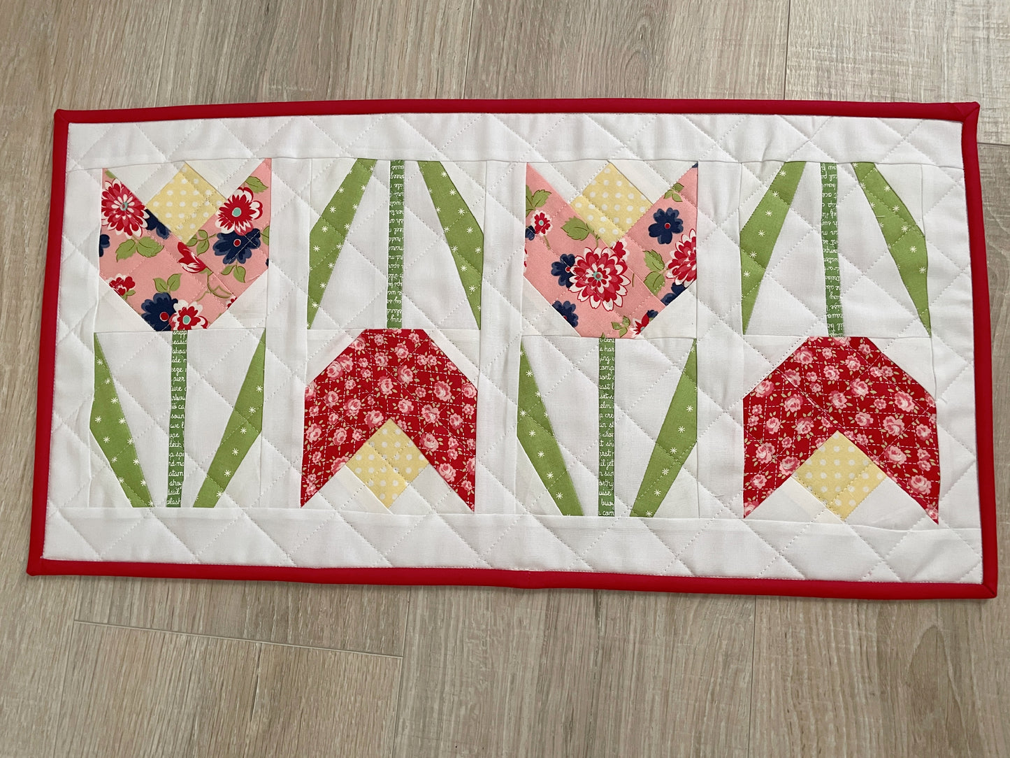 Red and White Quilted Spring Tulip Table Runner,