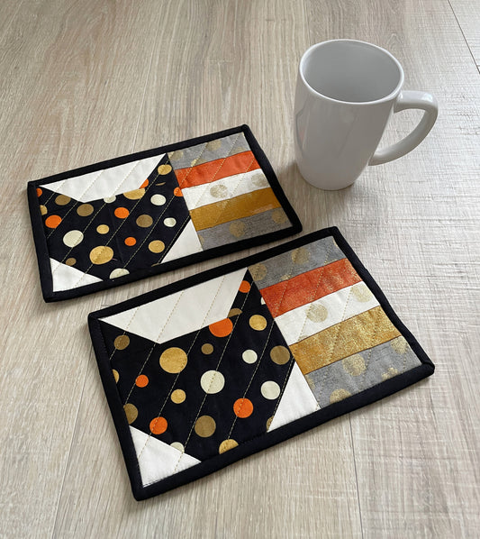 Cute Black Cat Mug Rug - Handcrafted Fabric Coaster for Fall Home Decor