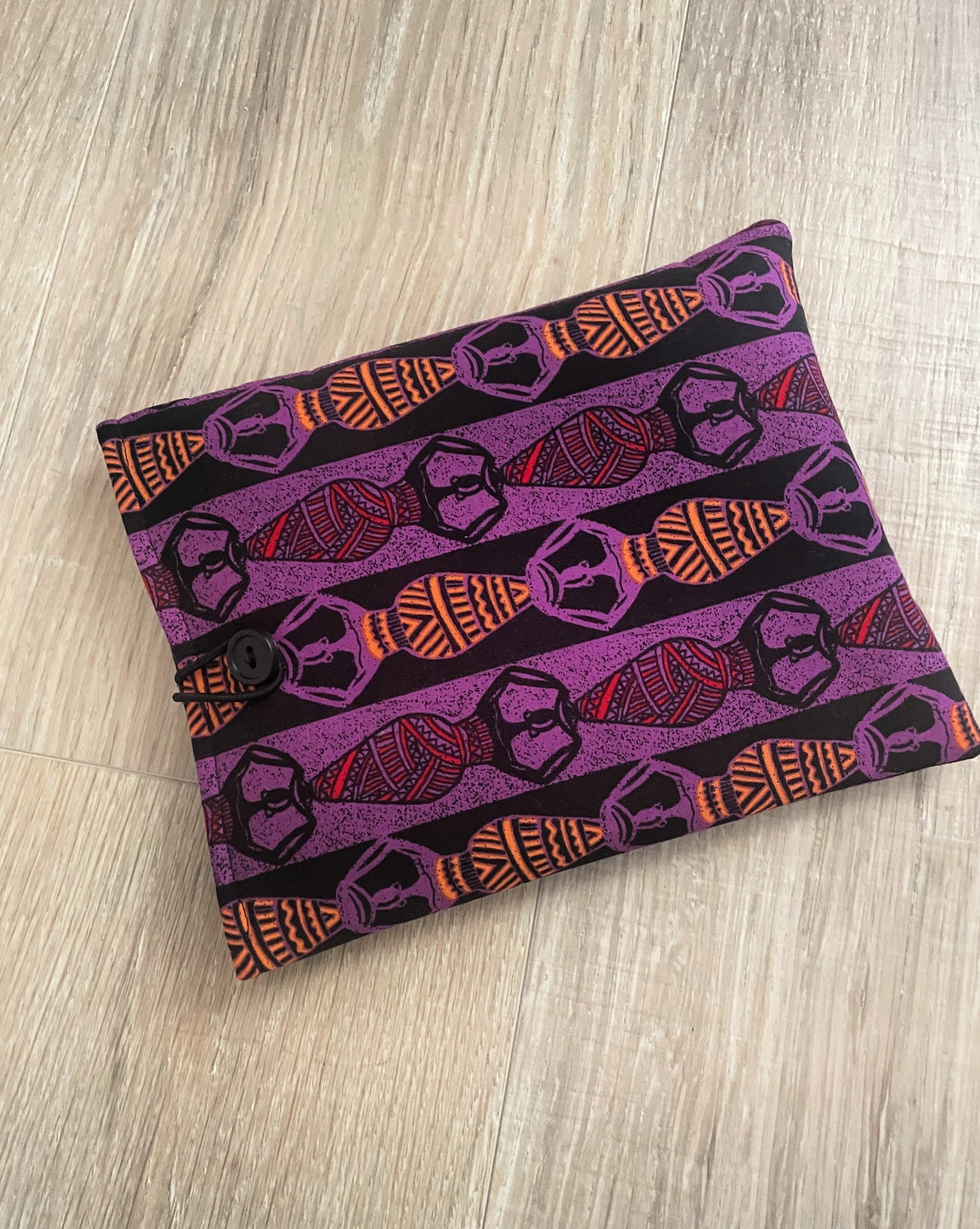 Padded Kindle or Book Sleeve with Closure, African Ladies