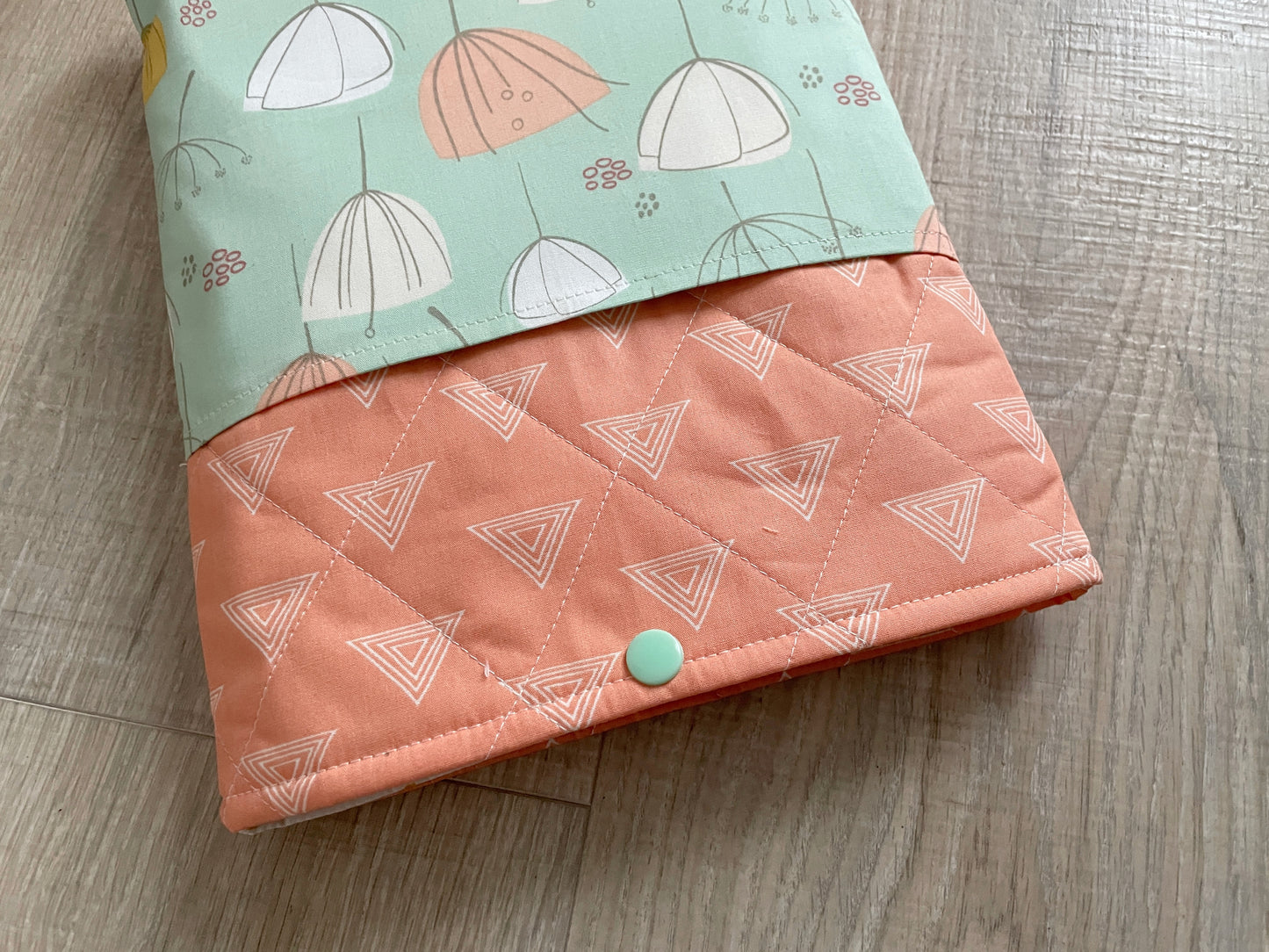 Modern Quilted Book & E‑Reader Sleeve – Large 8.5x10.5 Cover with Pocket