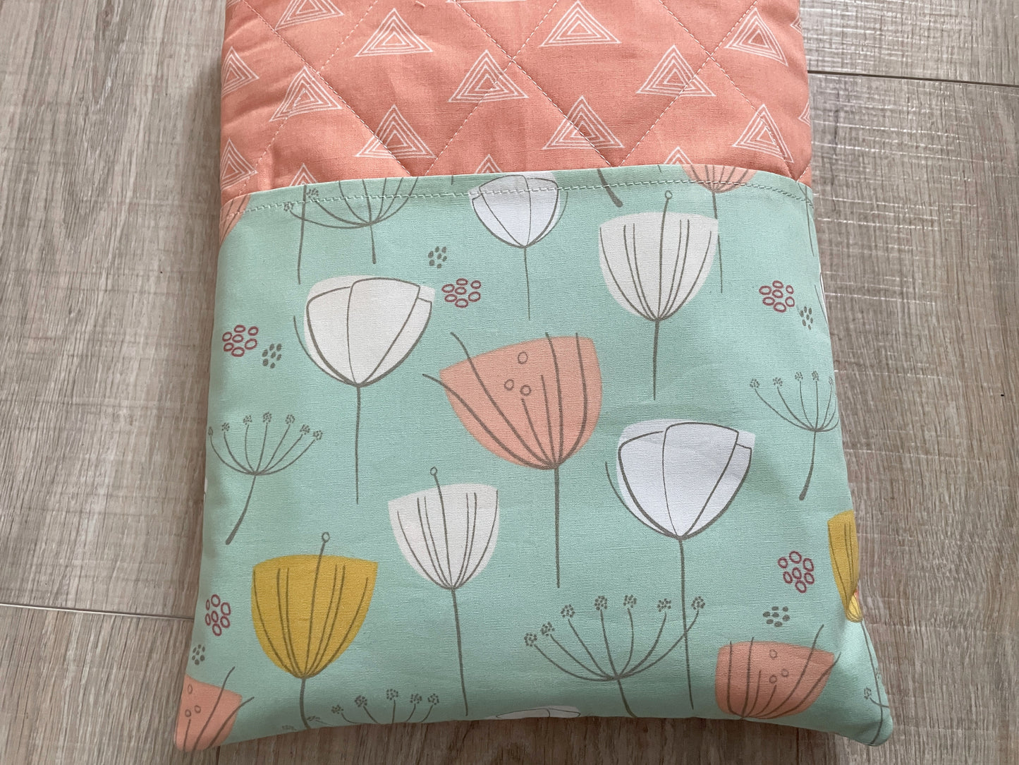 Modern Quilted Book & E‑Reader Sleeve – Large 8.5x10.5 Cover with Pocket
