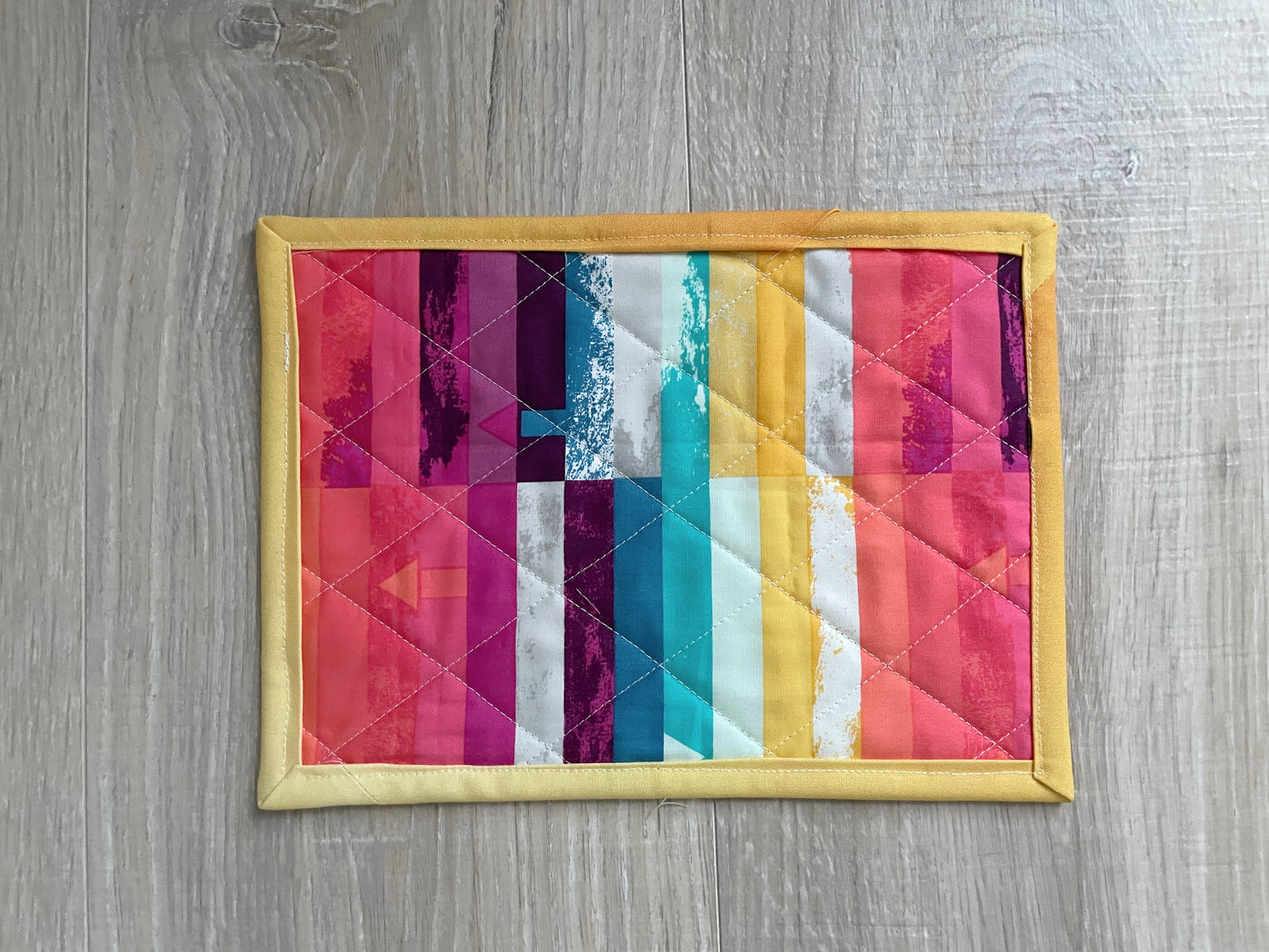 Quilted Mug Rug: Christian Desk Decor, "Be The Light"