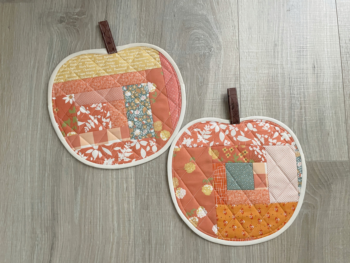 Quilted Pumpkin Hot Pads – Patchwork Fall Kitchen Decor