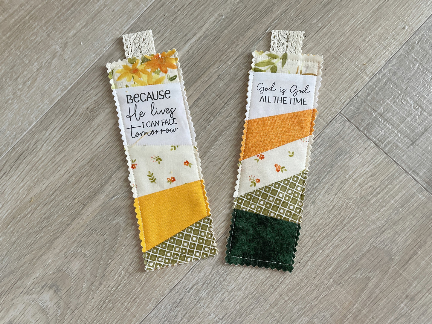Faith‑Inspired Quilted Bookmark Set – 6 Handmade Pieces in Cream & Gold Tones