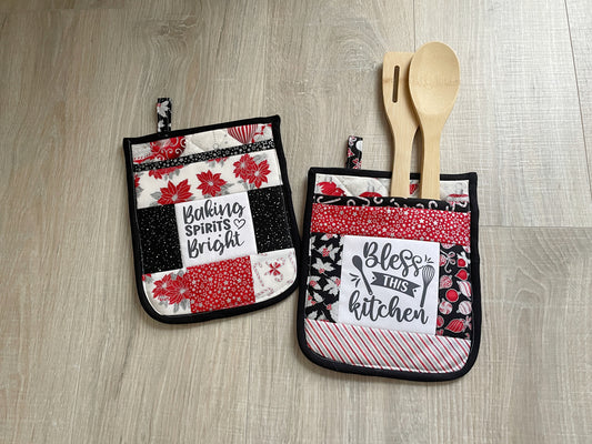 Set of 2 Quilted Christmas Potholders with Gift Pocket, Holiday Kitchen Gift