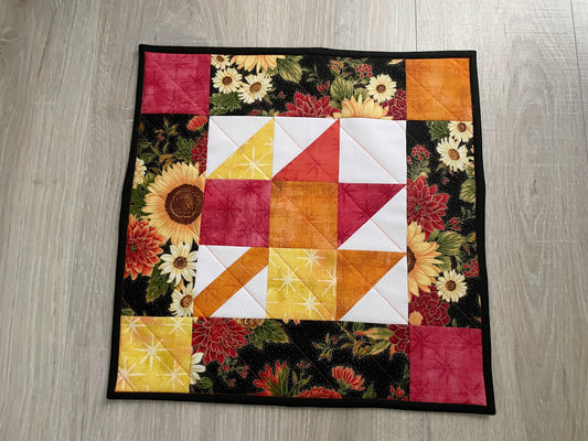 Autumn Leaf Quilted Table Topper, Harvest Table Centerpiece, Fall Mini Quilt