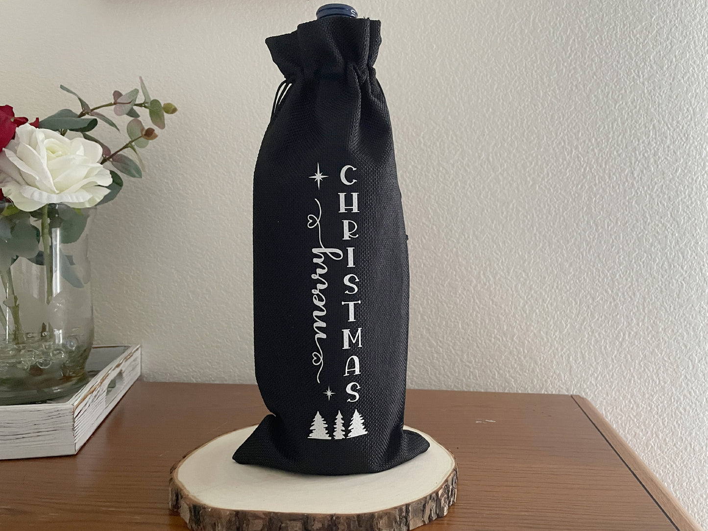 Merry Christmas Burlap Wine Bag – Holiday Wine Gift