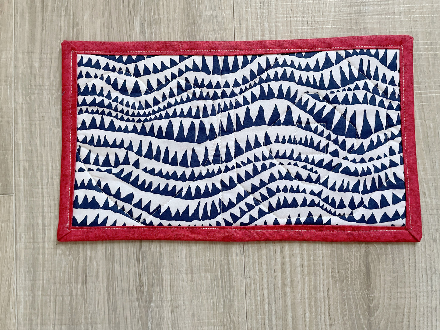 Floral Quilted Mug Rug: Handmade Gift for Mom