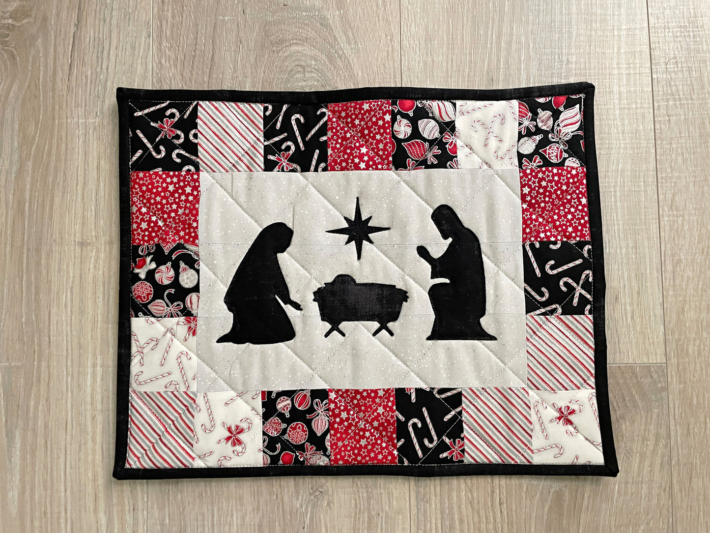 Nativity Hot Pad – Quilted Christmas Kitchen Décor