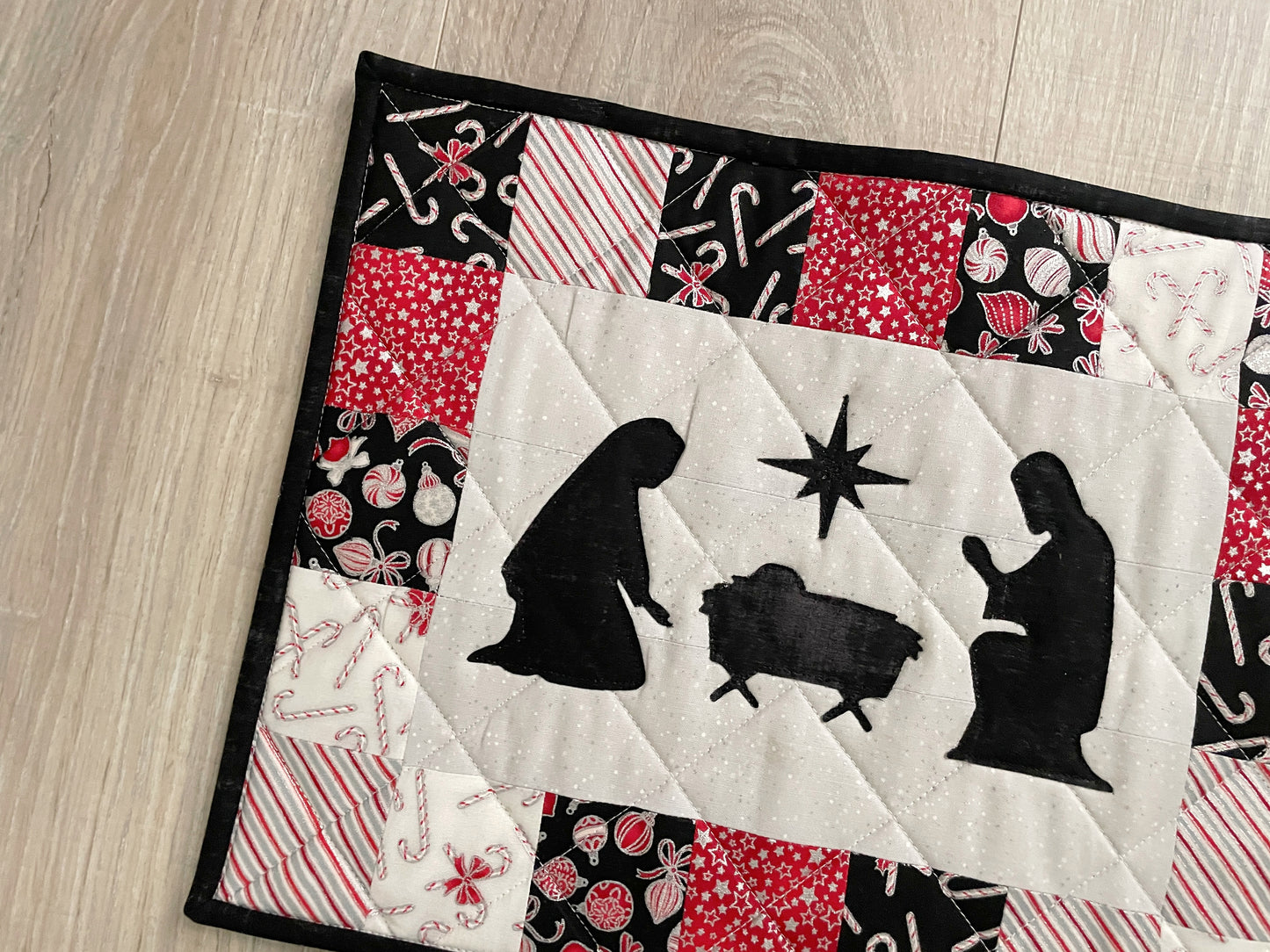 Nativity Hot Pad – Quilted Christmas Kitchen Décor