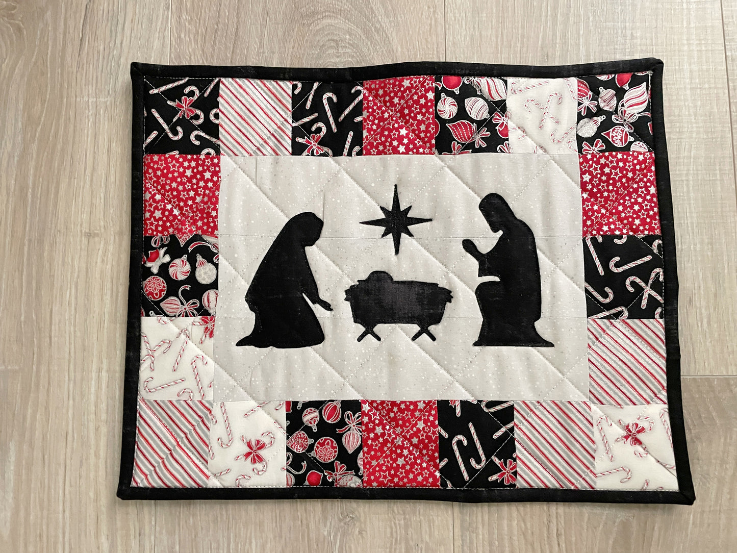 Nativity Hot Pad – Quilted Christmas Kitchen Décor