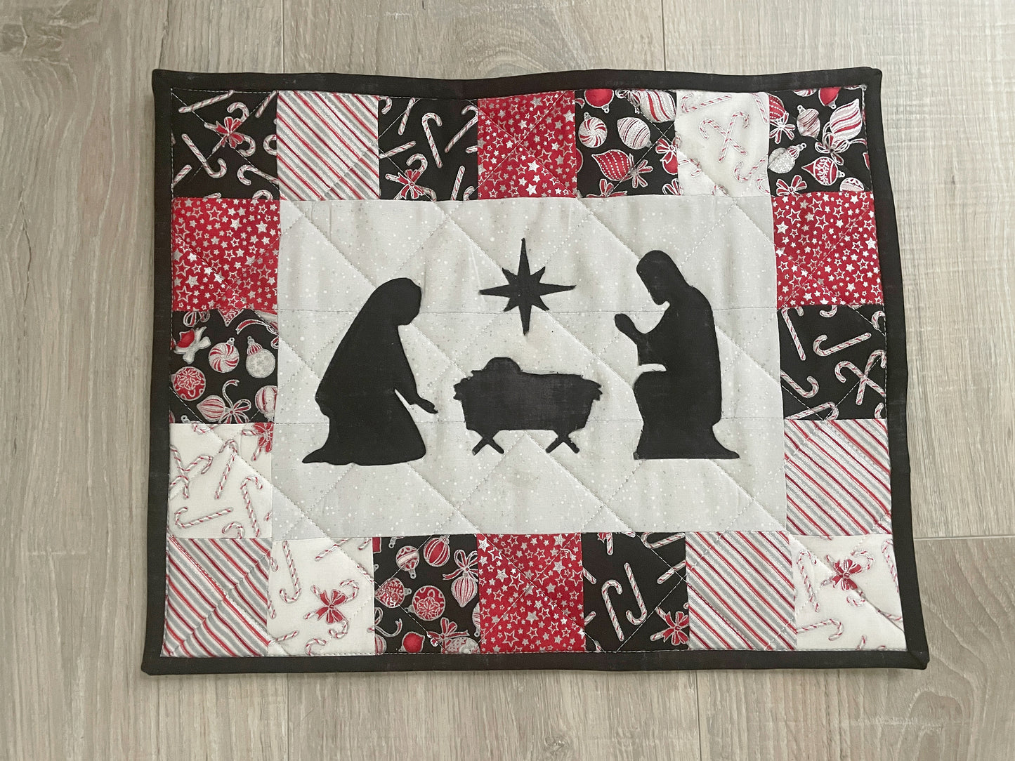 Nativity Hot Pad – Quilted Christmas Kitchen Décor
