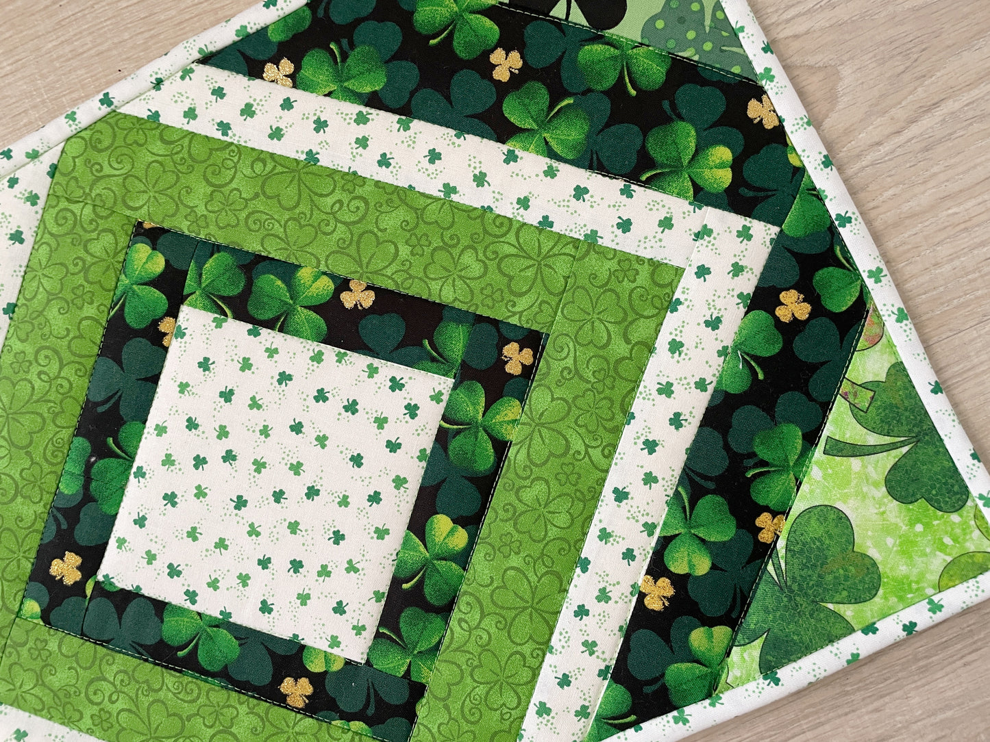 St Patrick's Day Casserole Hot Pad, Shamrock Kitchen Decor, Oversized Kitchen Potholder