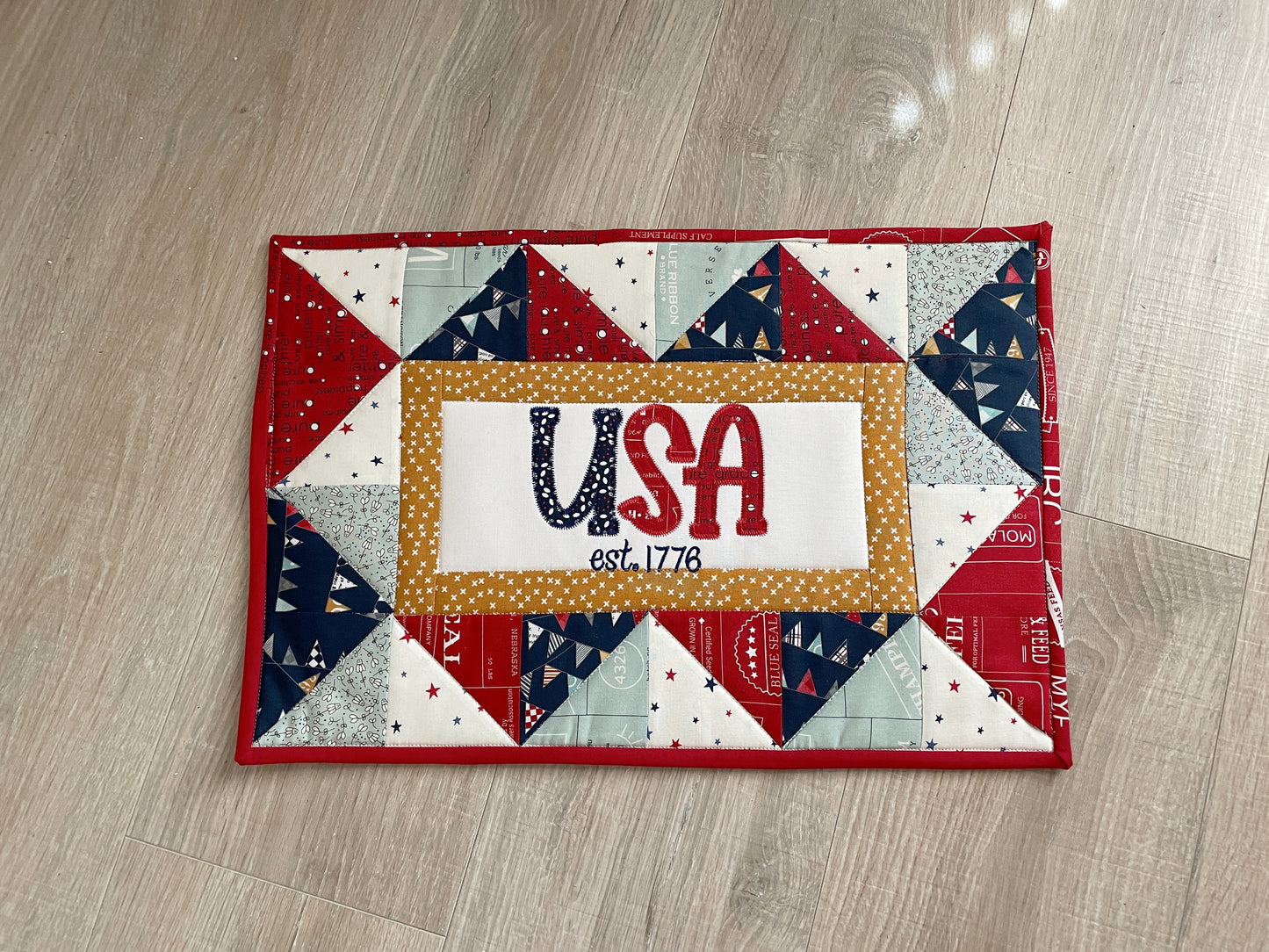Americana Quilted Table Centerpiece