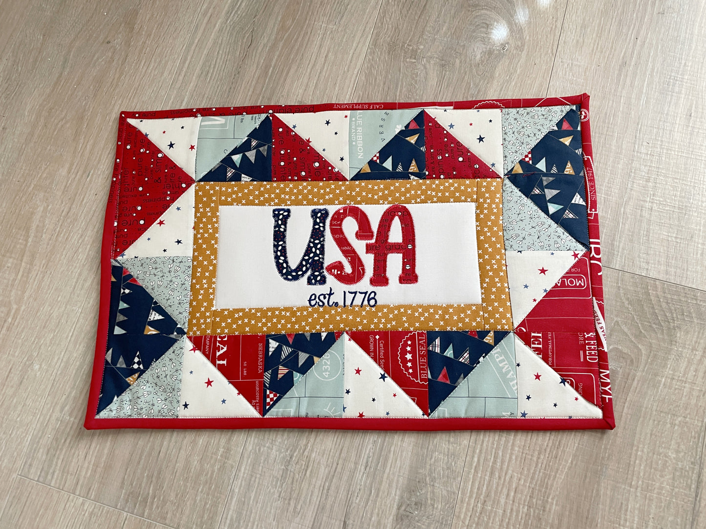 Americana Quilted Table Centerpiece