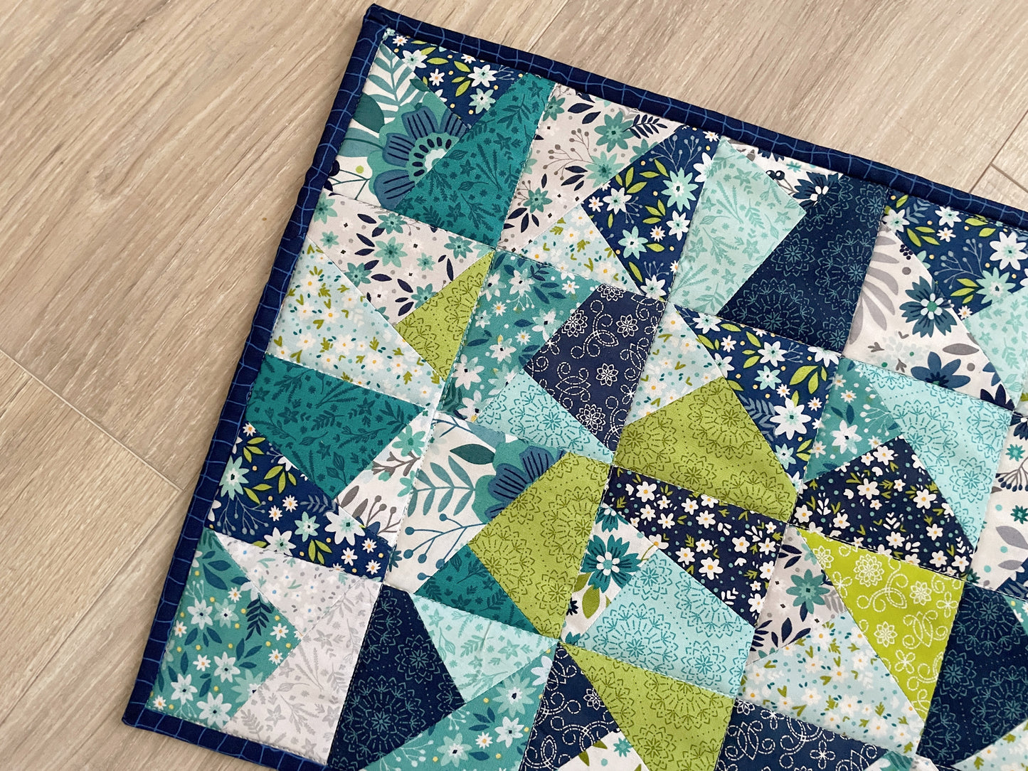 Quilted Insulated Hot Pad – Blue & Green Wildflower Patchwork