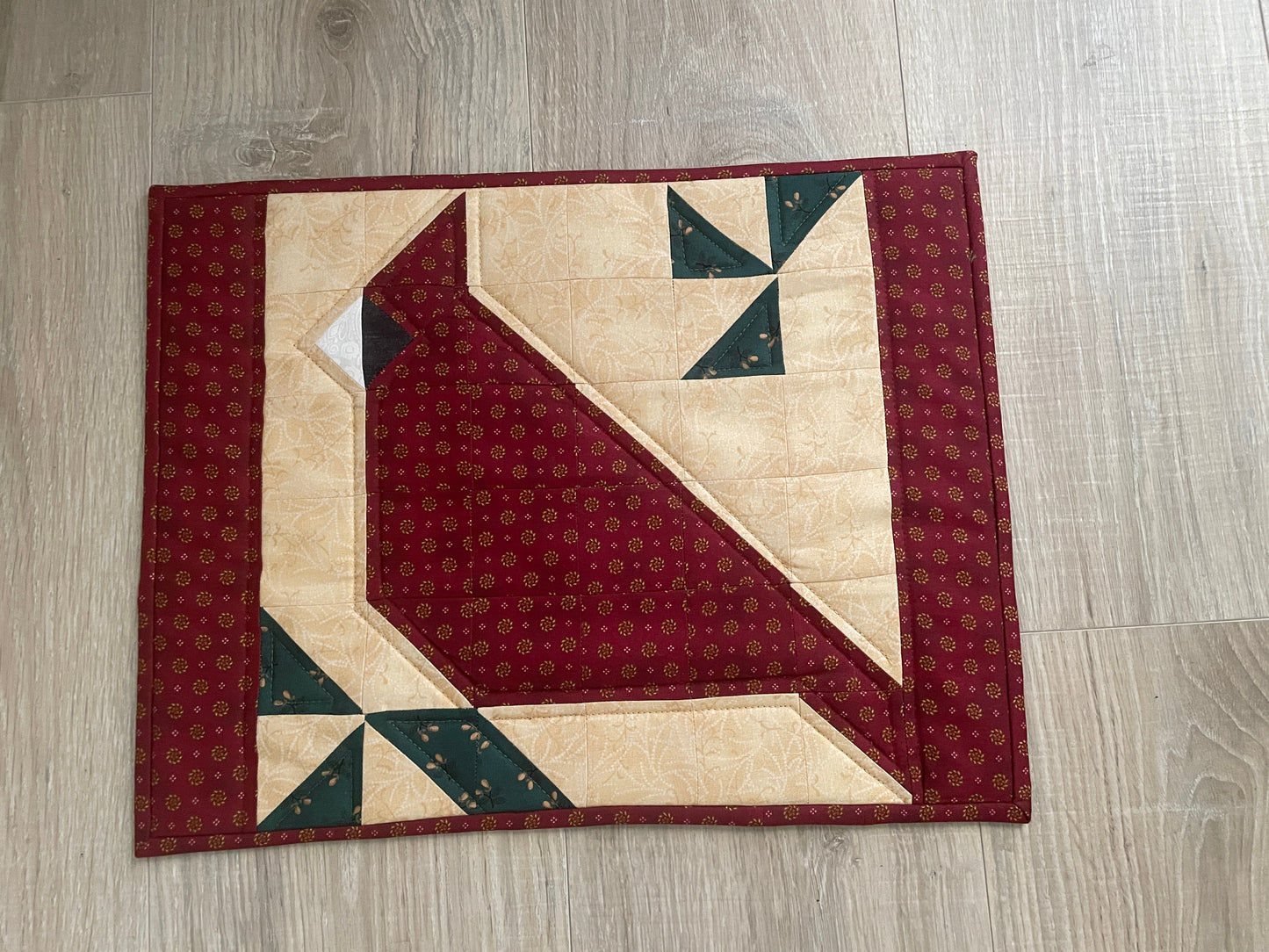 Cardinal Quilted Hot Pad: Oversized Casserole Trivet, Handmade Kitchen Decor
