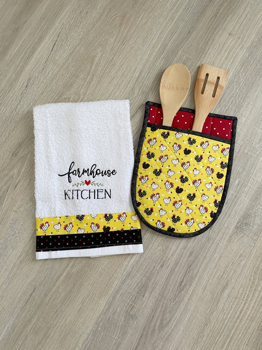 Farmhouse Kitchen Towel and Potholder Gift Set