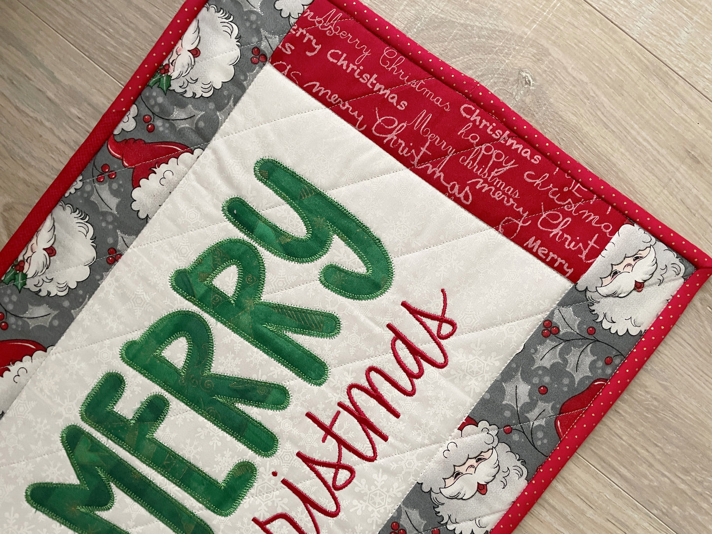 Quilted Christmas Large Casserole Hot Pad, Vintage Santa Merry Christmas Table Decor