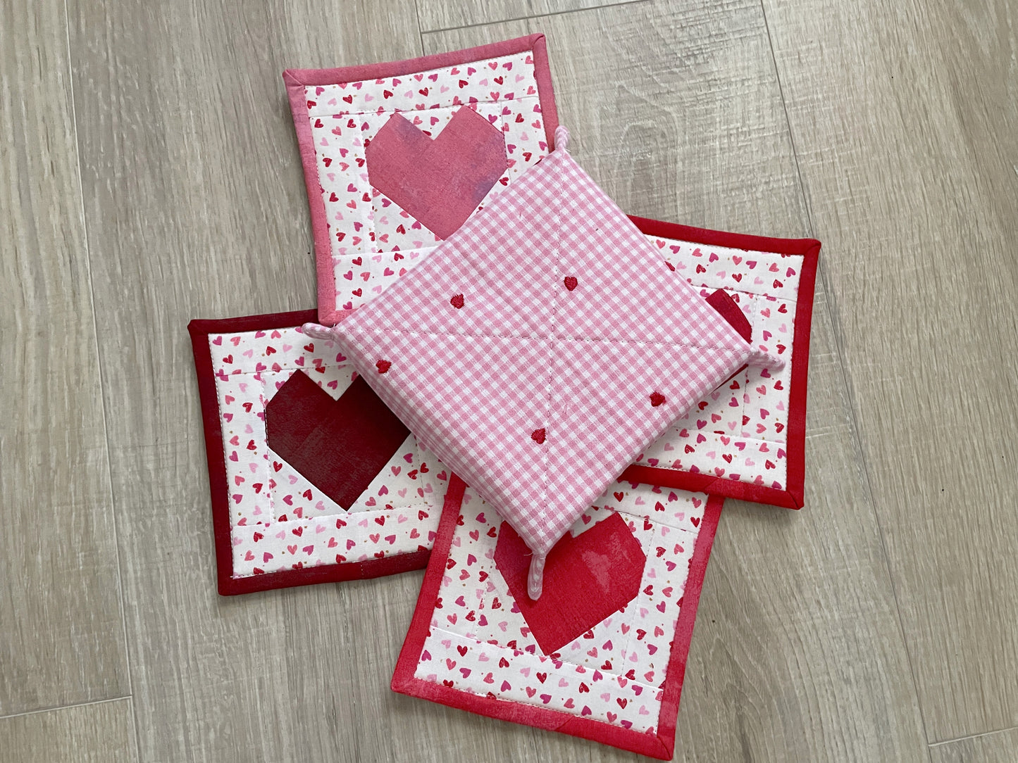 Quilted Fabric Coasters, Set of 4 Handmade Drink Mats with Holder