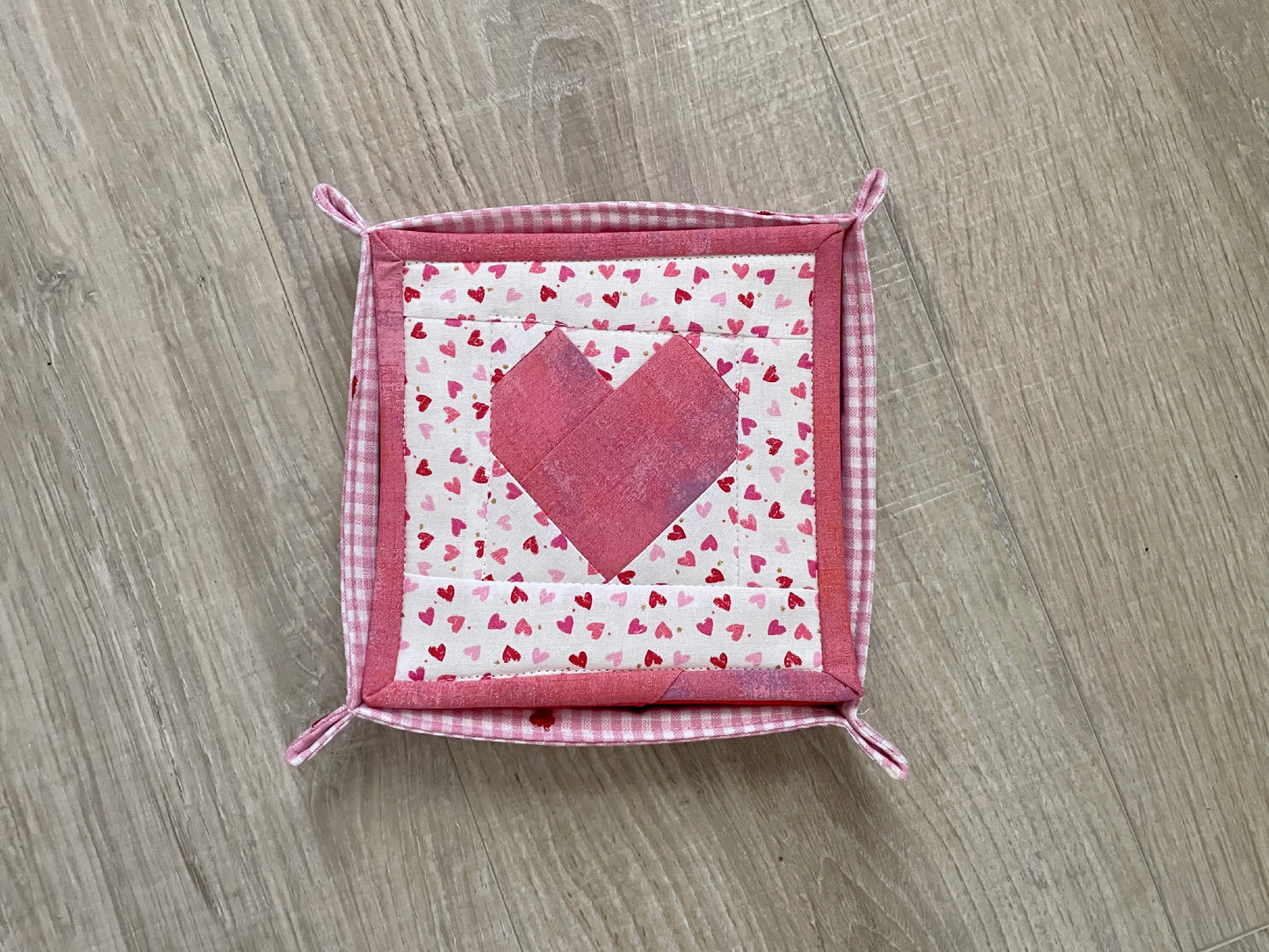 Quilted Fabric Coasters, Set of 4 Handmade Drink Mats with Holder