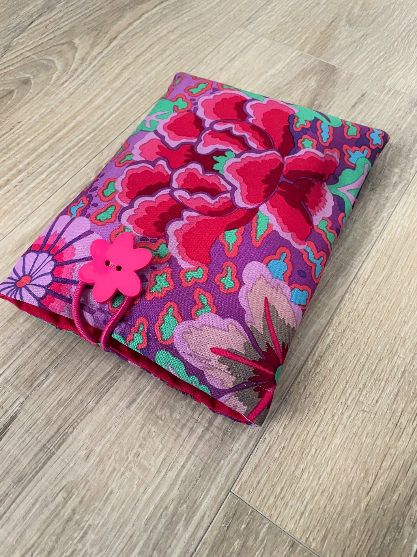 Padded Kindle or Book Sleeve with Closure, Pink Peonies