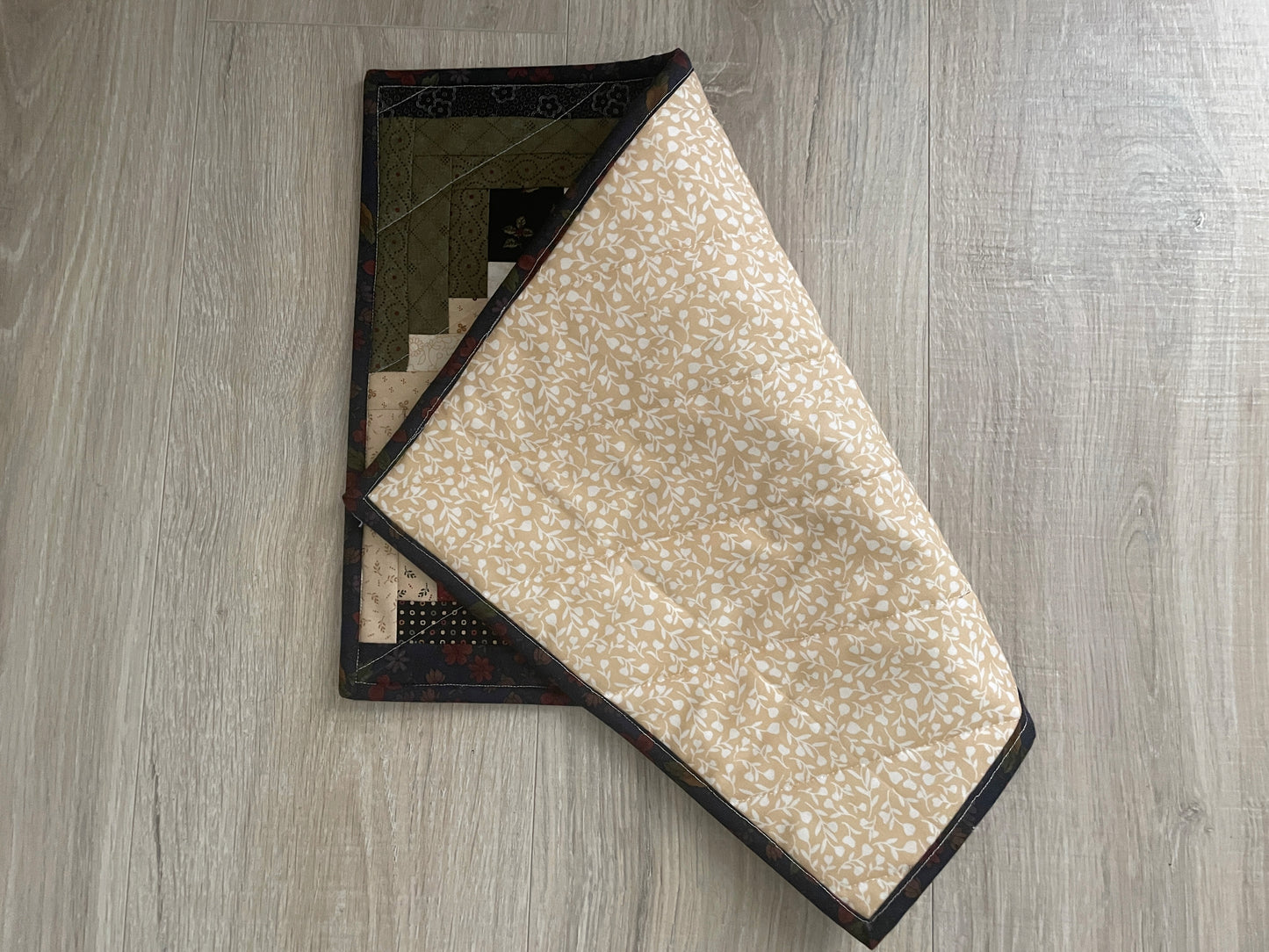 Log Cabin Table Topper, 12 x 18 Handmade Quilted Casserole Mat, Country Fall/Winter Decor