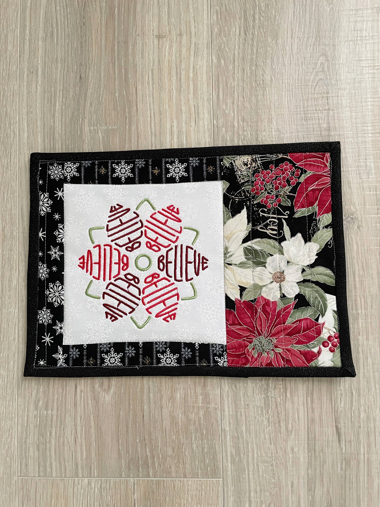 Quilted Christmas Floral Mug Rug, Set of 2 Handmade Snack Mats