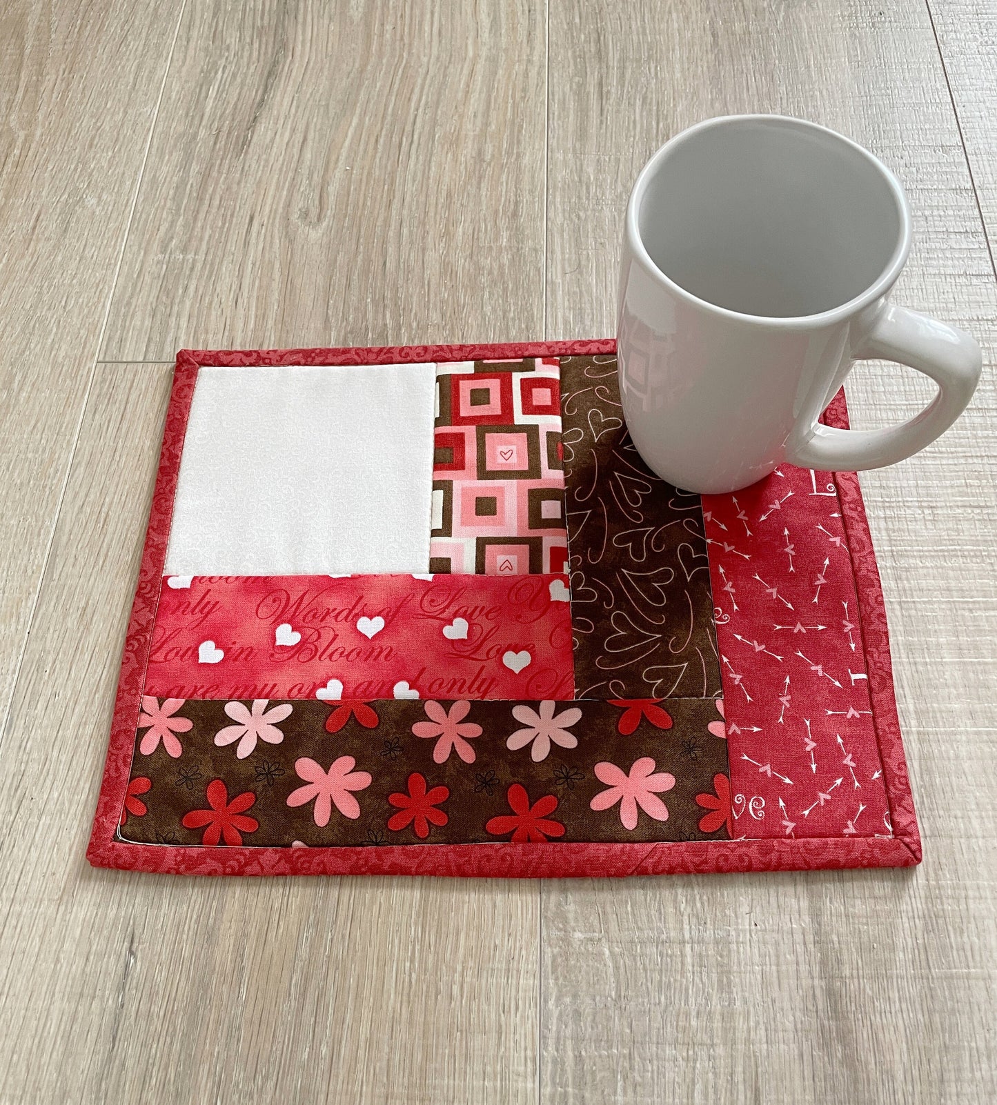 Handmade Retro Fabric Quilted Mug Rug,