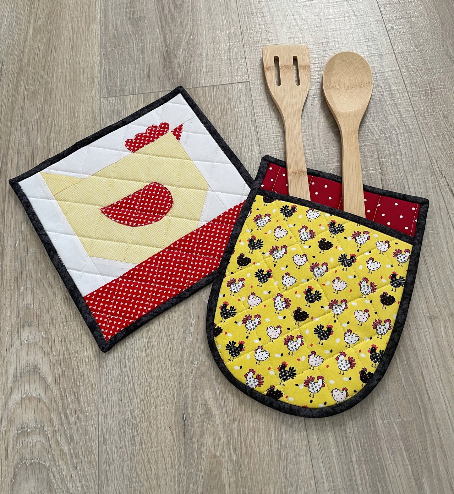 Farmhouse Chic Quilted Chicken Potholder Set in Black & Red, Kitchen Gift